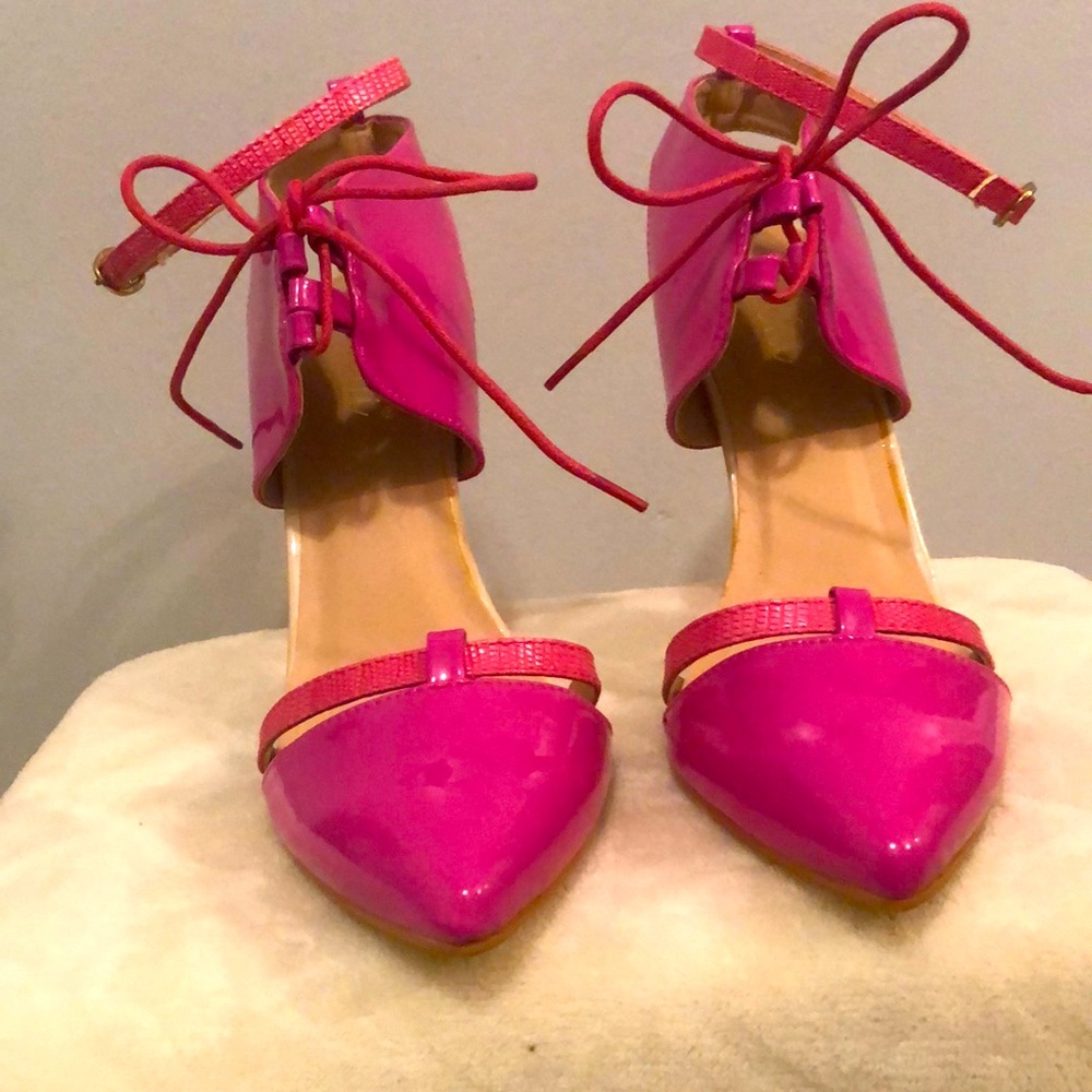 Hot pink size 10 lace up , ankle strap stilettos,excellent condition